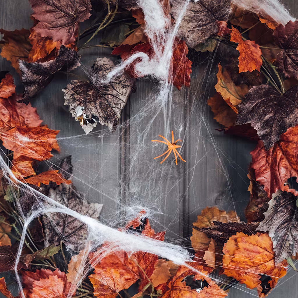 Pynta entrén inför Halloween - kuslig stämning med enkla medel 