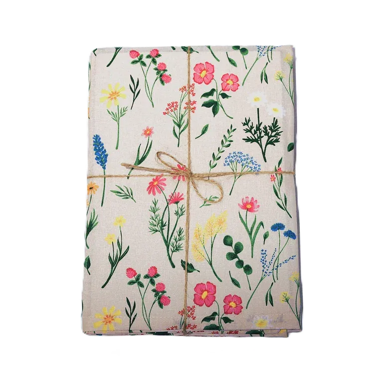 K&C Tablecloth Flowers