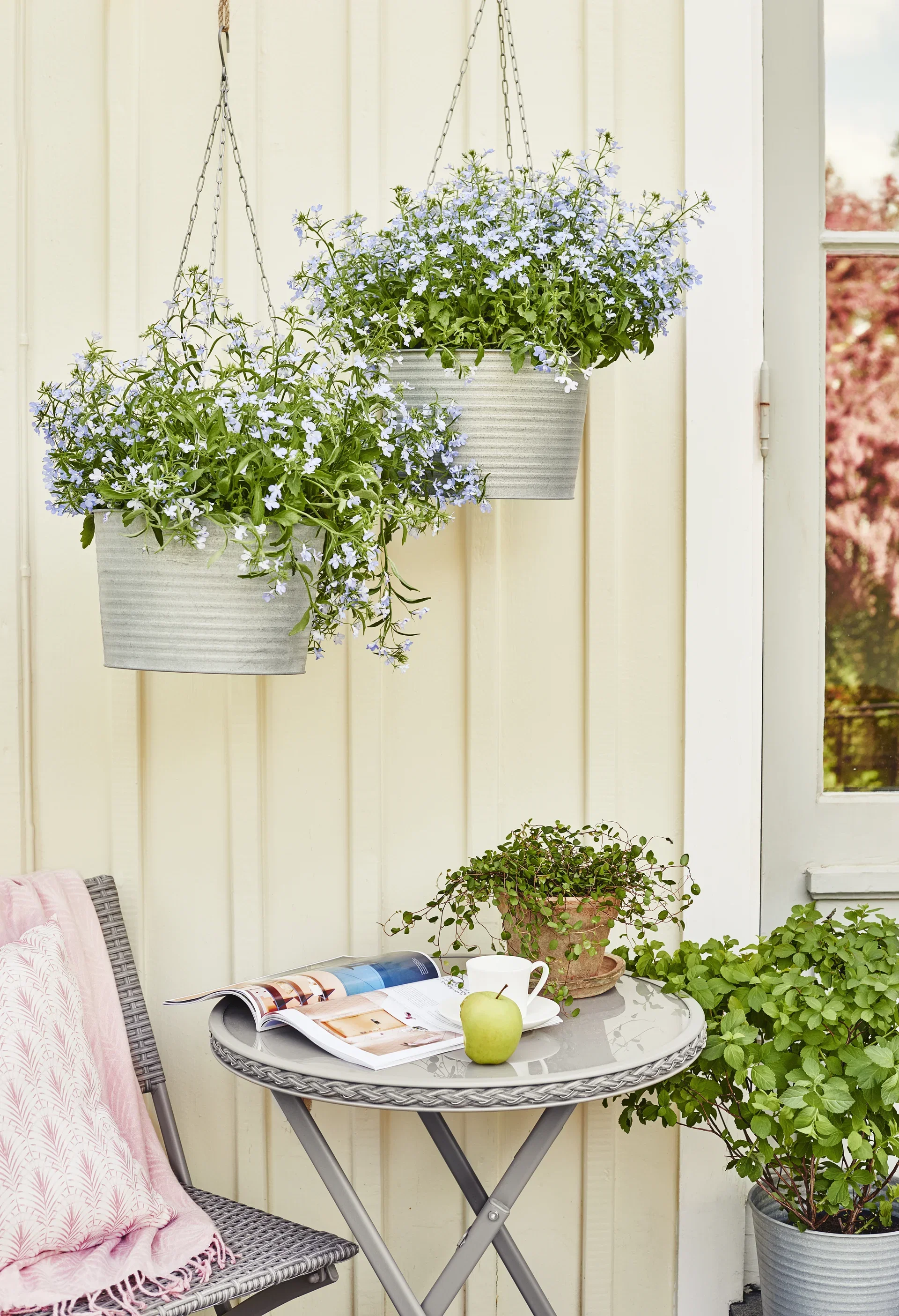 Crewe hanging pot zinc D29 grey