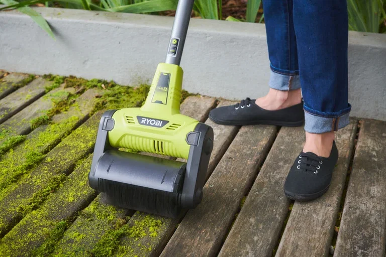 Wood cleaning brush RAC820