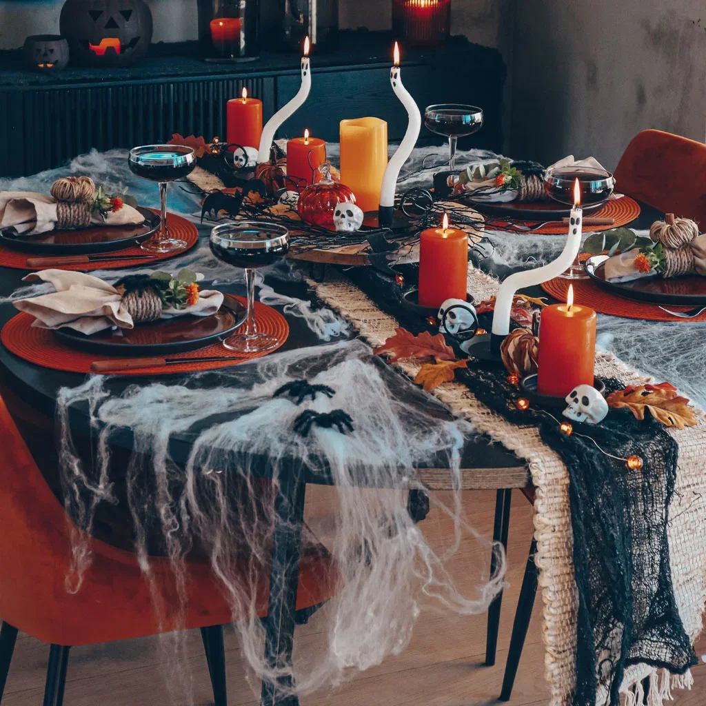 Ska du ha halloweenfest? Här är tips på två olika sätt att duka bordet på