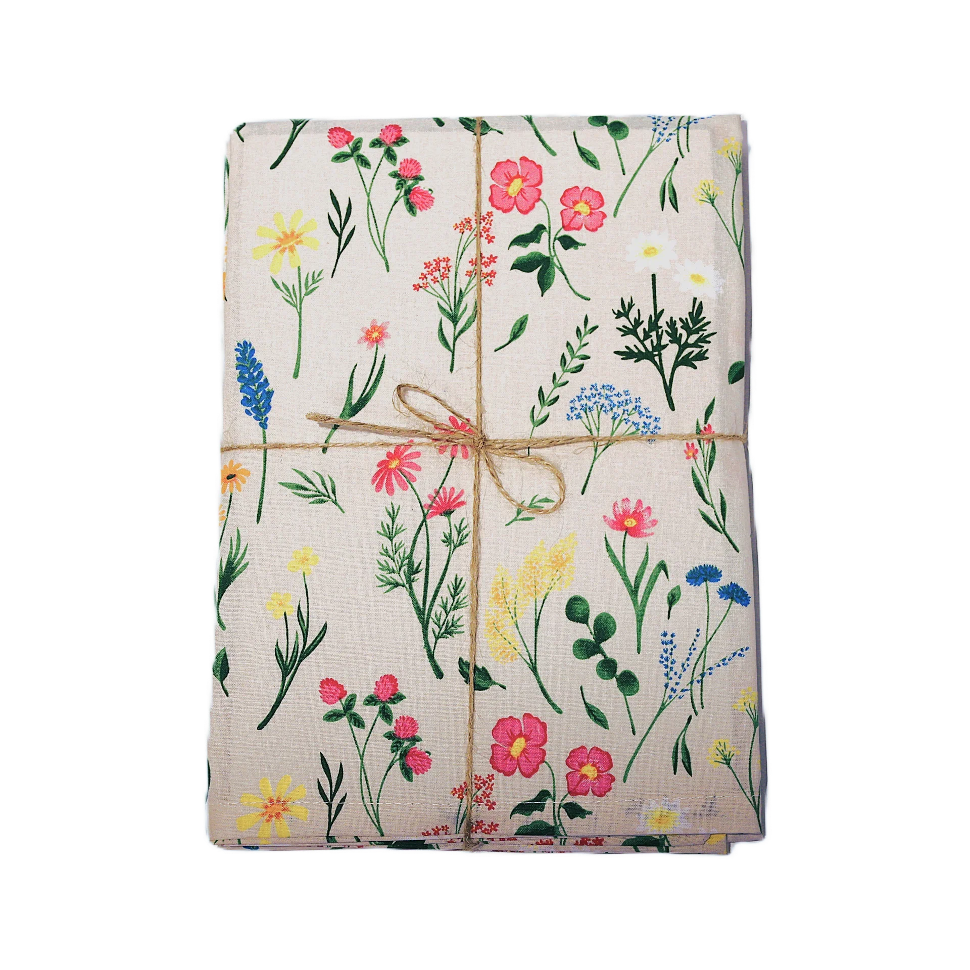 K&C Tablecloth Flowers