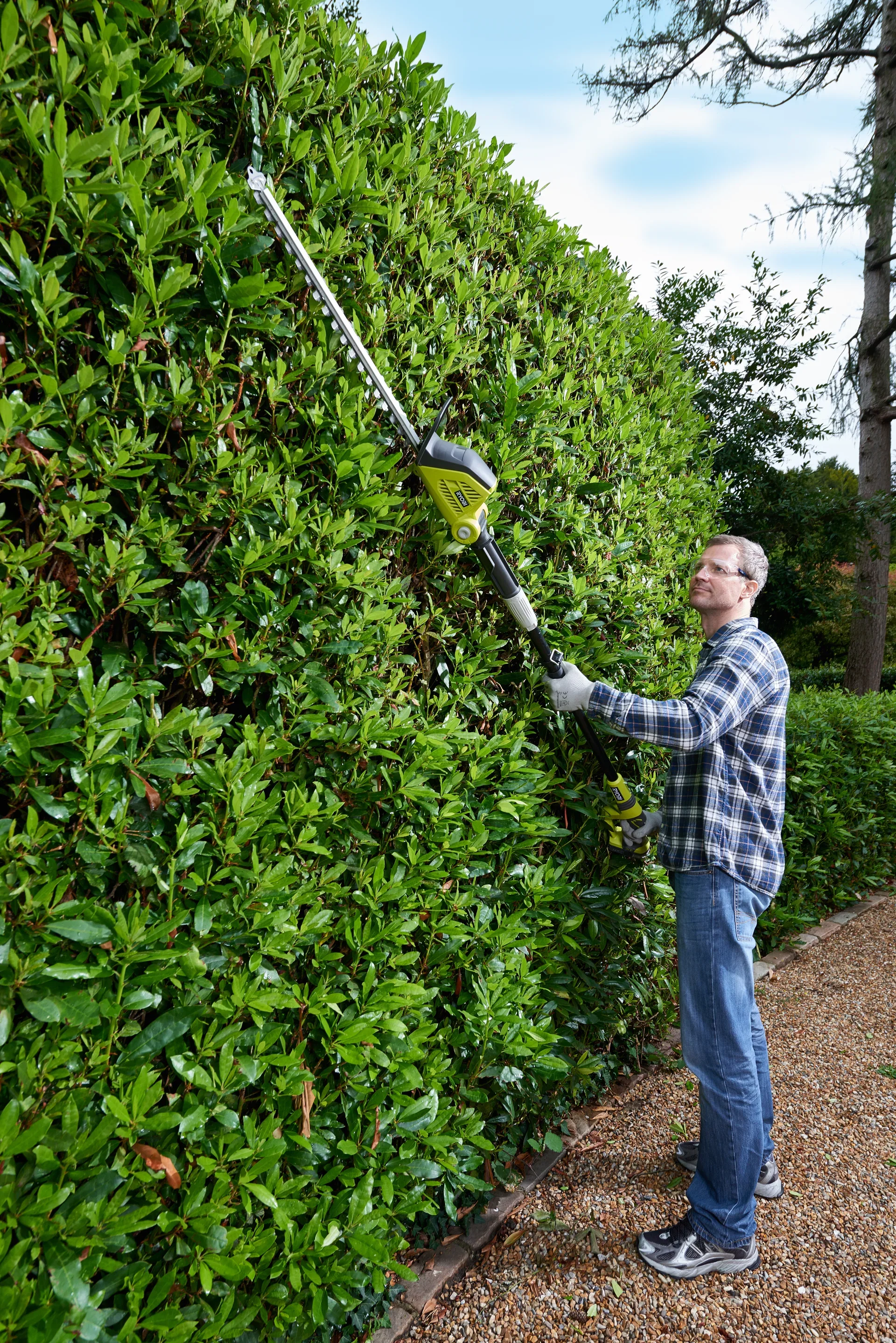 Hedge trimmer 18V OPT1845